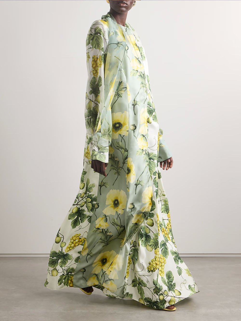Vestido Largo con Estampado Floral y Frutal