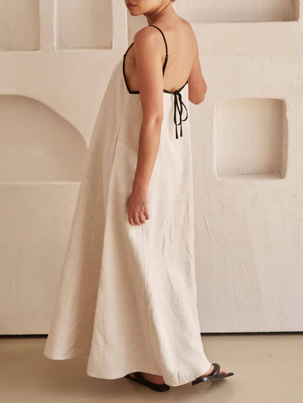 Vestido acampanado con tirantes en contraste Summer Vibe