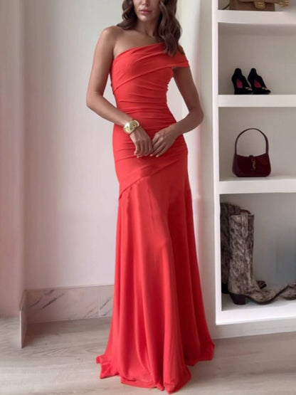 Vestido largo elástico con hombros descubiertos y malla Elegance Effortless