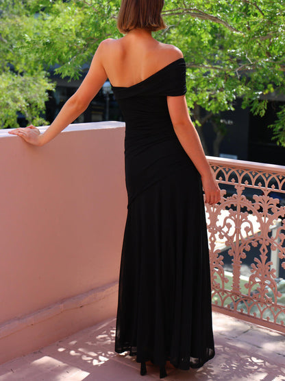 Vestido largo elástico con hombros descubiertos y malla Elegance Effortless