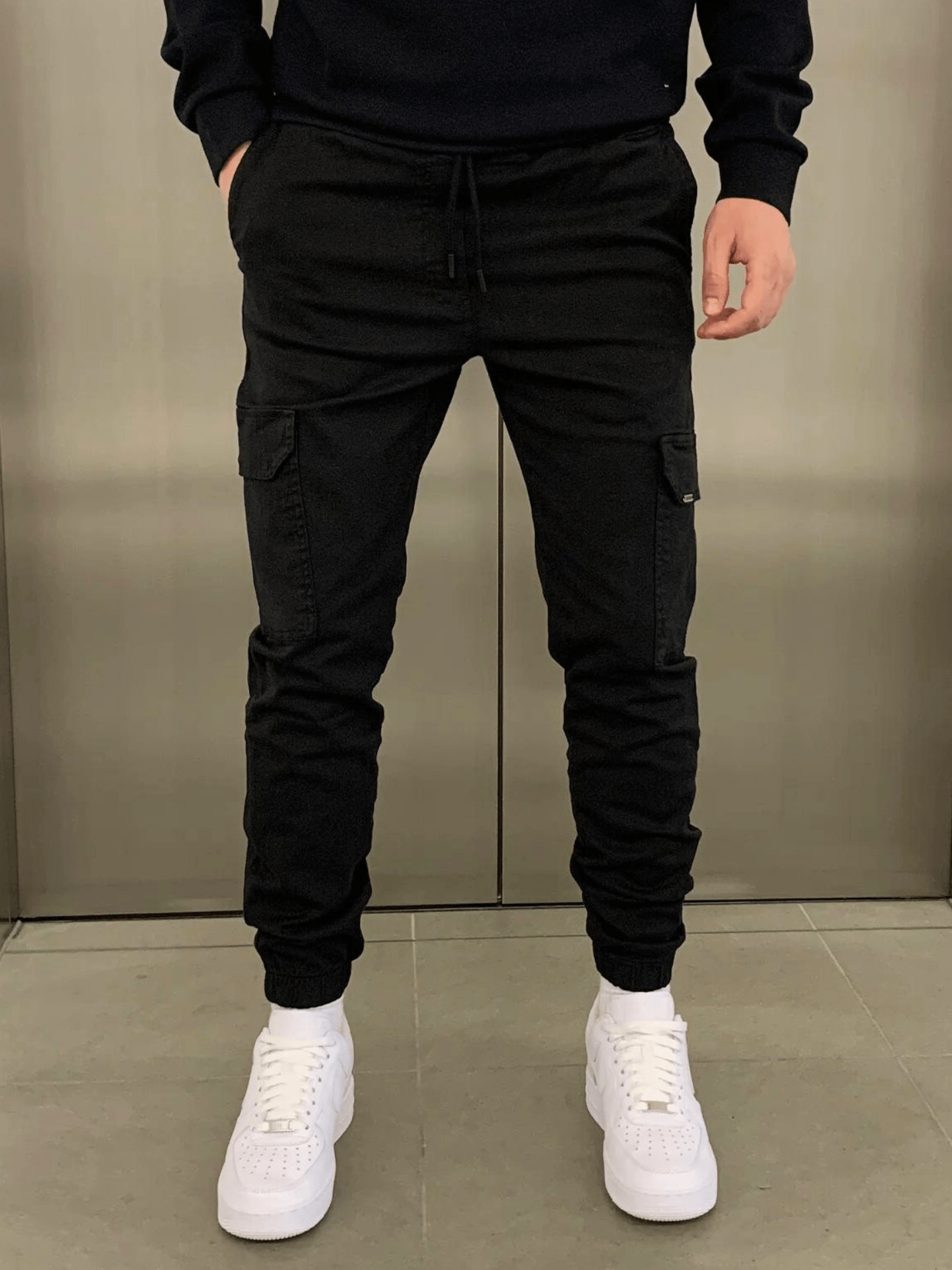 Pantalón Jogger Cargo Confort - Negro