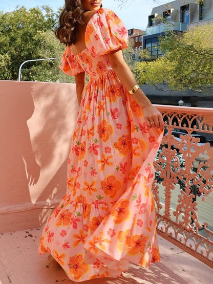 Vestido largo con bolsillo fruncido en la espalda y estampado floral con mangas abullonadas