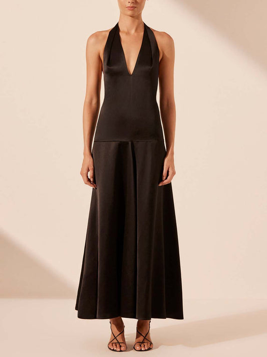 Vestido largo elegante con cuello en V profundo y halter