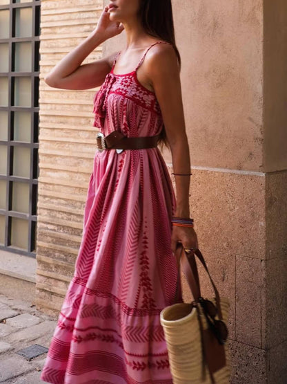 Vestido largo de punto estilo étnico con patchwork de crochet