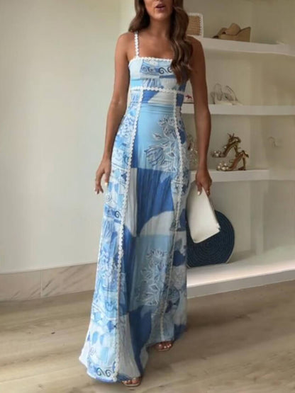 Vestidos largos acampanados con tirantes halter y retazos de encaje con estampado en la espalda