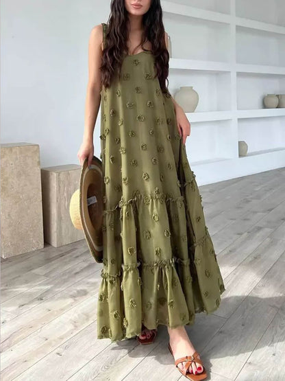 Vestido largo holgado en capas con decoración floral