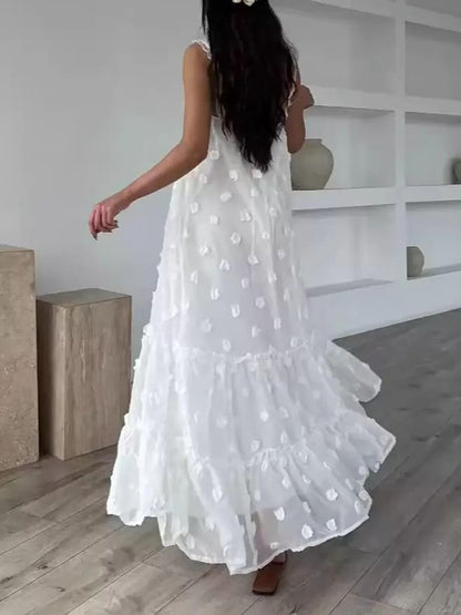 Vestido largo holgado en capas con decoración floral