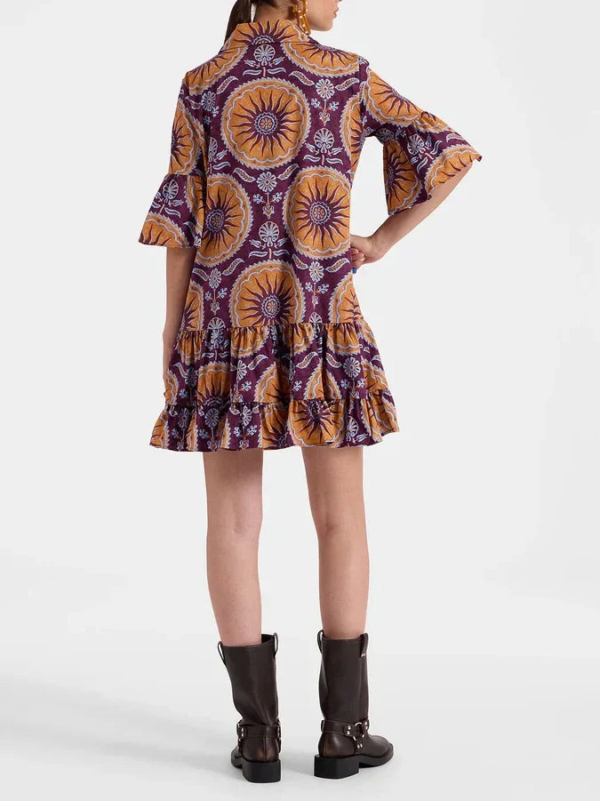 Minivestido escalonado con cintura caída