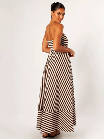 Vestido largo con pliegues y encanto de Nocturnal