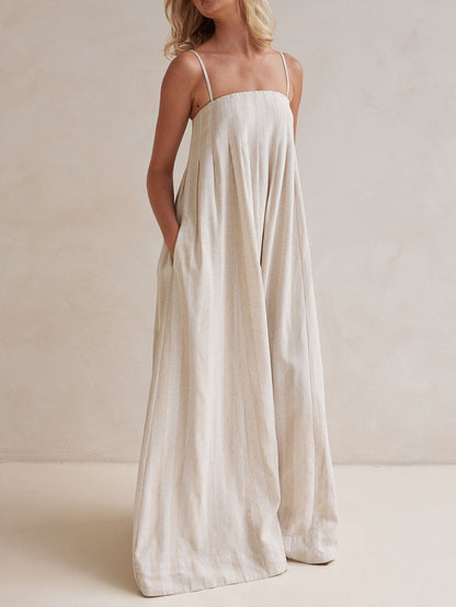 Vestido largo a rayas con cuello halter y moda informal
