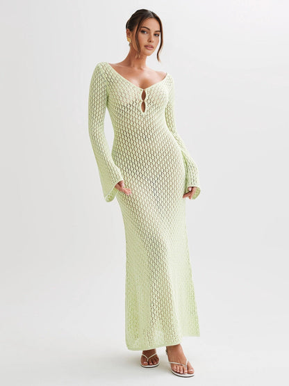Vestido largo con espalda abierta y manga larga