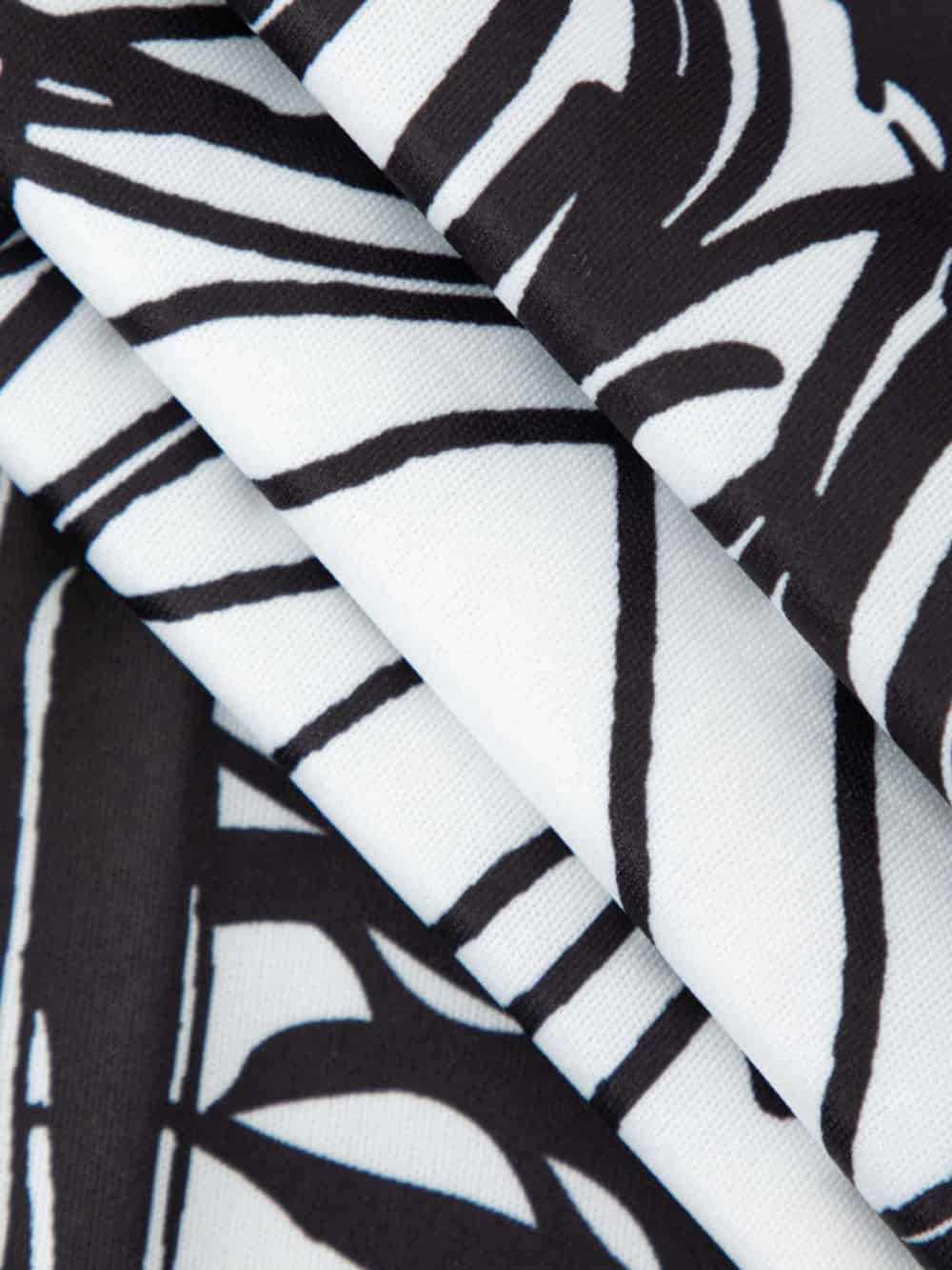 Minivestido de Manga Corta con Estampado Abstracto